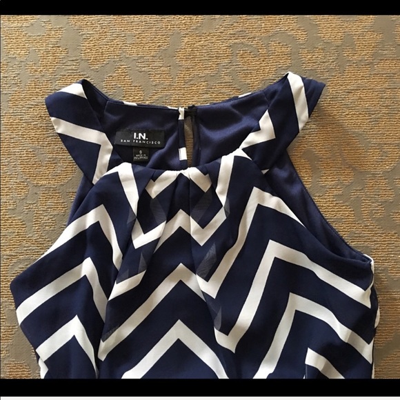 Navy & White Sleeveless Chevron Dress Sz S - Picture 3 of 4